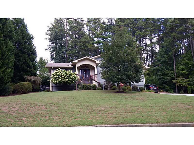 6571 Johnson Cir., Flowery Branch, GA 30542