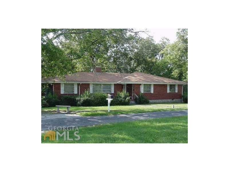 4087 Rosebud Rd., Loganville, GA 30052
