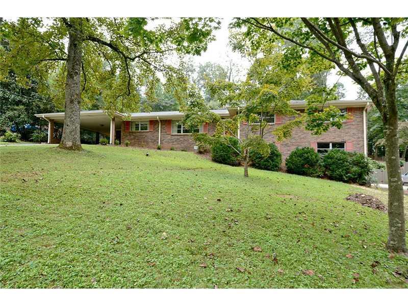 2310 Honeysuckle Ln., Smyrna, GA 30080