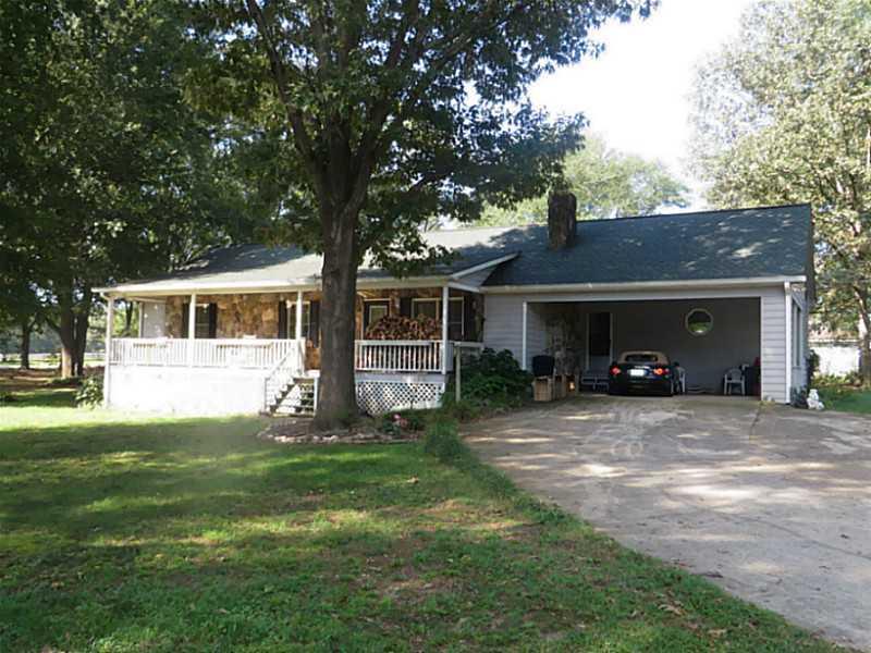 298 P J Roberts Rd., Jefferson, GA 30549