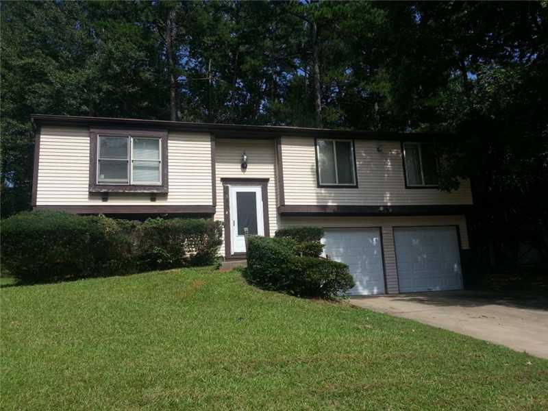 5300 Tasman Tr., Lithonia, GA 30038