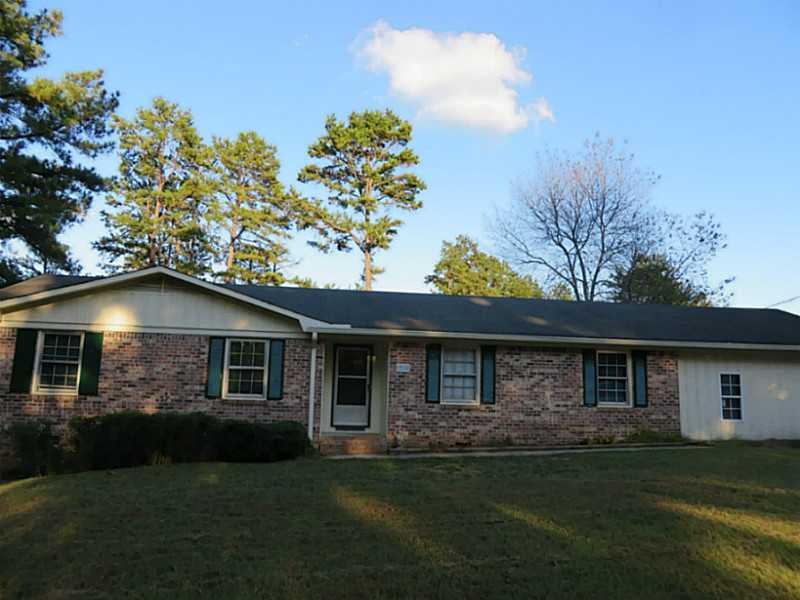 311 Gail St., Adairsville, GA 30103