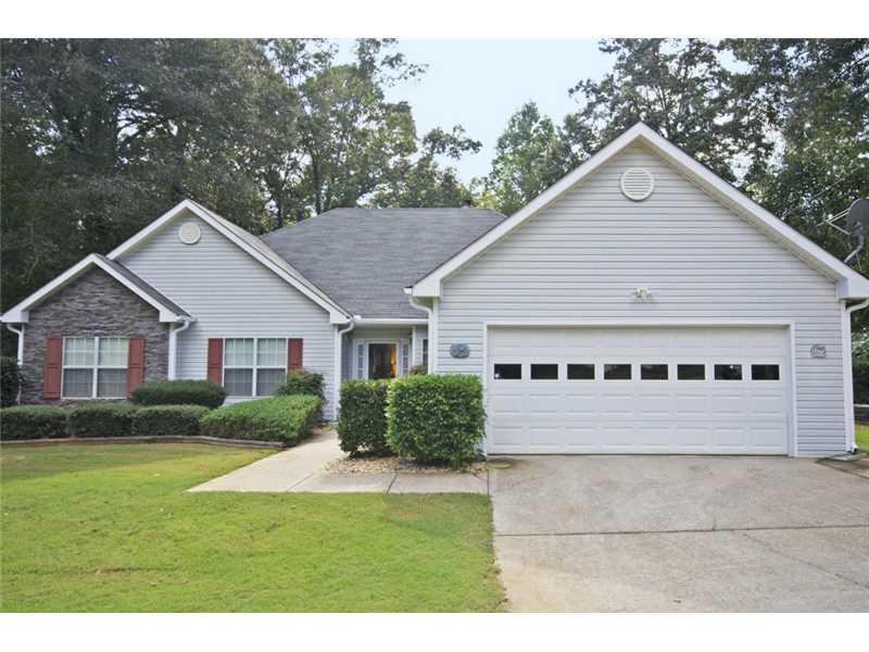 7281 Coral Lake Dr., Flowery Branch, GA 30542