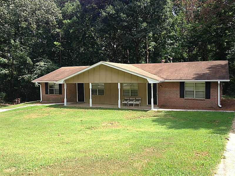 4938 Valley Dale Dr., Lilburn, GA 30047