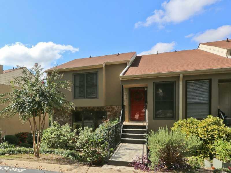 1704 Woodcliff Way, Atlanta, GA 30329