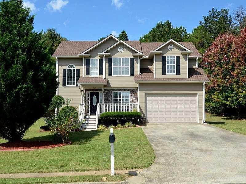 2438 Courtney Renea Dr., Dacula, GA 30019