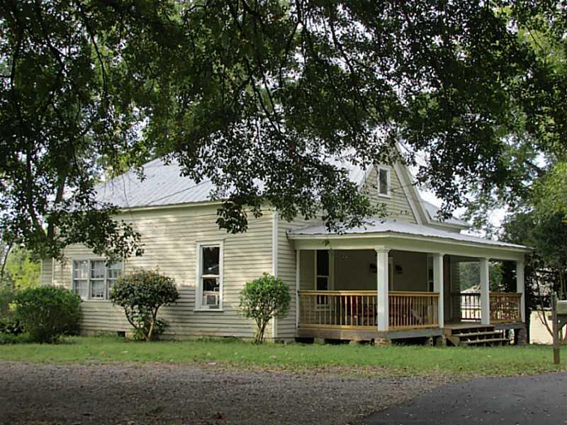 5803 Church St., Flowery Branch, GA 30542