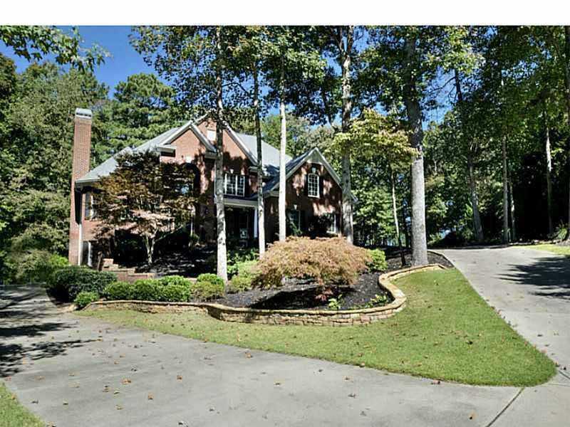 415 Huntington Estates Manor Dr., Woodstock, GA 30188
