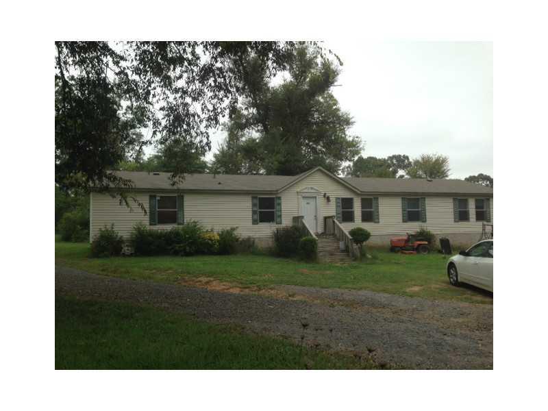 395 Cardinal Rd., Calhoun, GA 30701