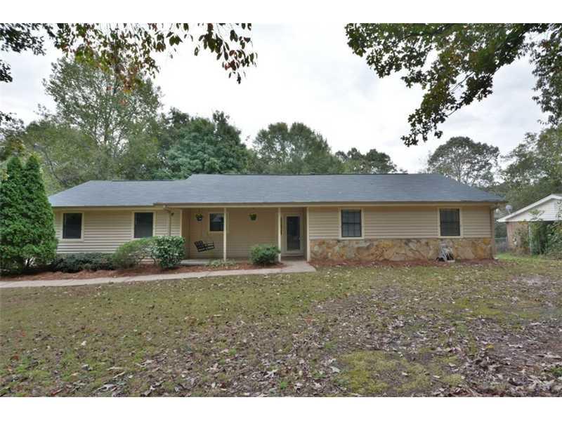 2363 Robin Ridge Dr., Dacula, GA 30019