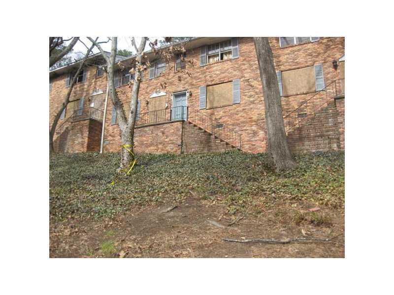 2451 Peachwood Cir., Atlanta, GA 30345