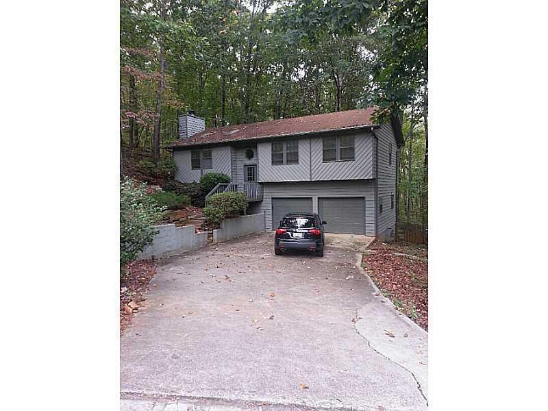 151 Little Brook Dr., Woodstock, GA 30188