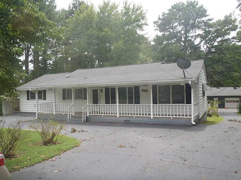 2095 Elmwood Cir., Snellville, GA 30078