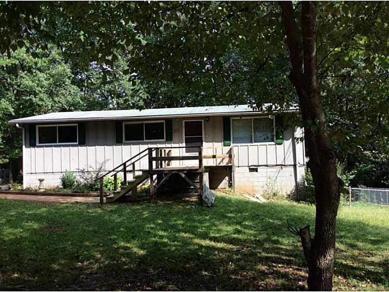 130 Robinhood Dr., Woodstock, GA 30188