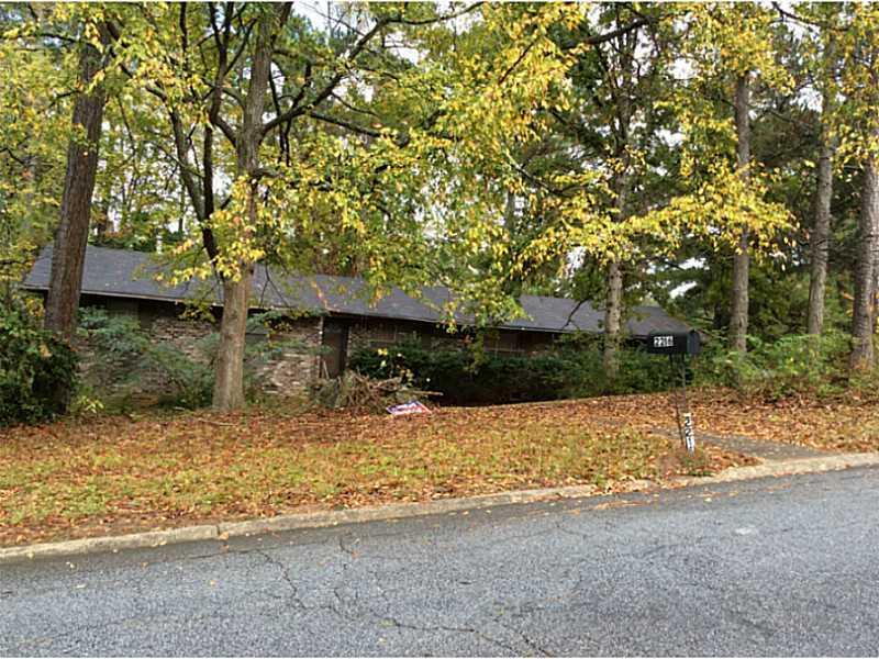 2216 Seven Oaks Cir., Conley, GA 30288