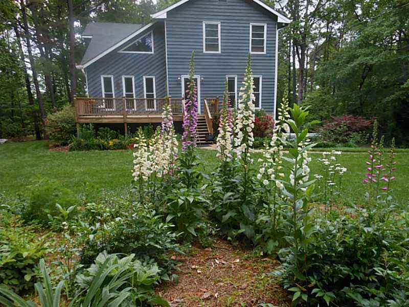 303 Honeysuckle Ter., Woodstock, GA 30188