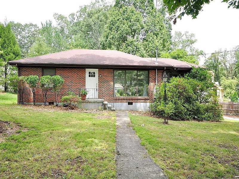 714 Valley Brook Rd., Decatur, GA 30033