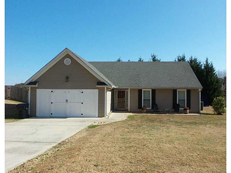 318 Ferguson Pl., Dallas, GA 30132