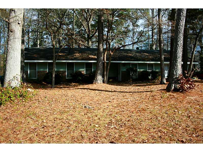 4781 Valley Dale Dr., Lilburn, GA 30047