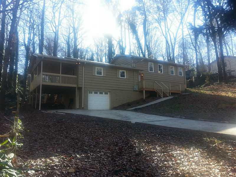 410 Katherine Ln., Woodstock, GA 30189