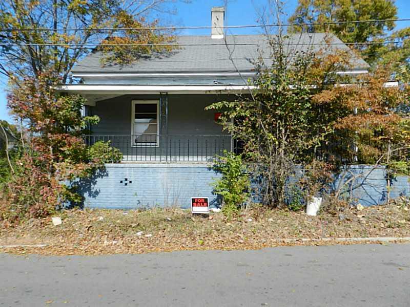 509 Hallyburton St., Griffin, GA 30223