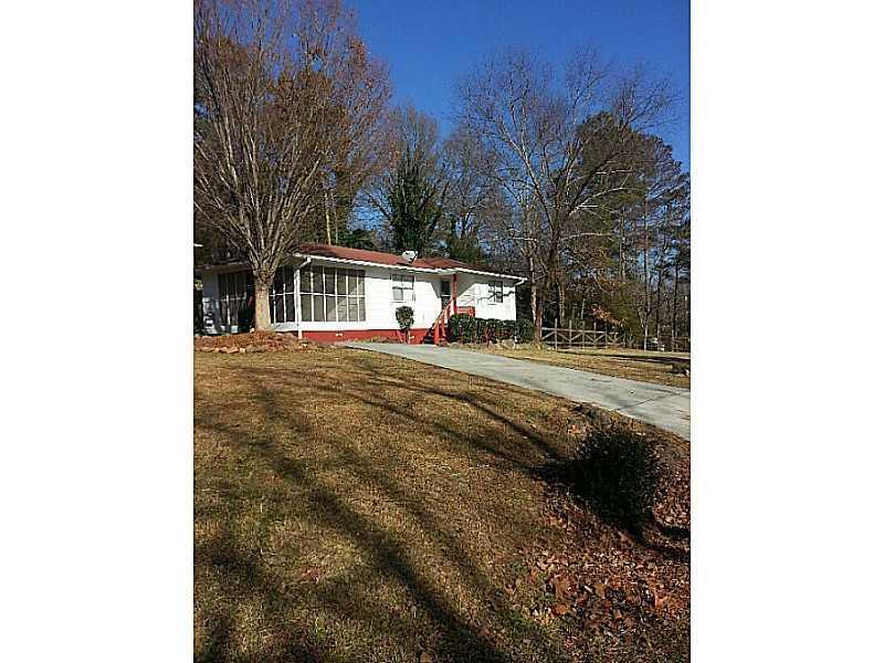 171 Lake Dr., Acworth, GA 30101