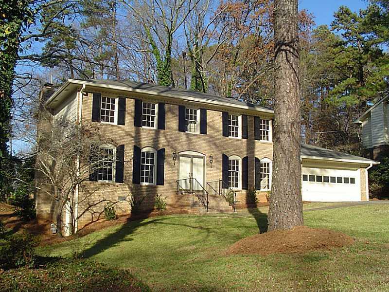 4085 Shady Cir., Lilburn, GA 30047