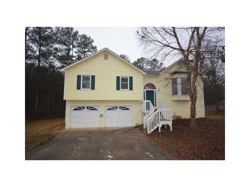 120 Silverthorne Dr., Douglasville, GA 30134