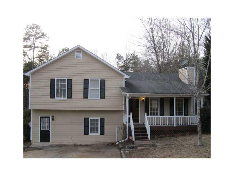 393 Halehaven Dr., Douglasville, GA 30134