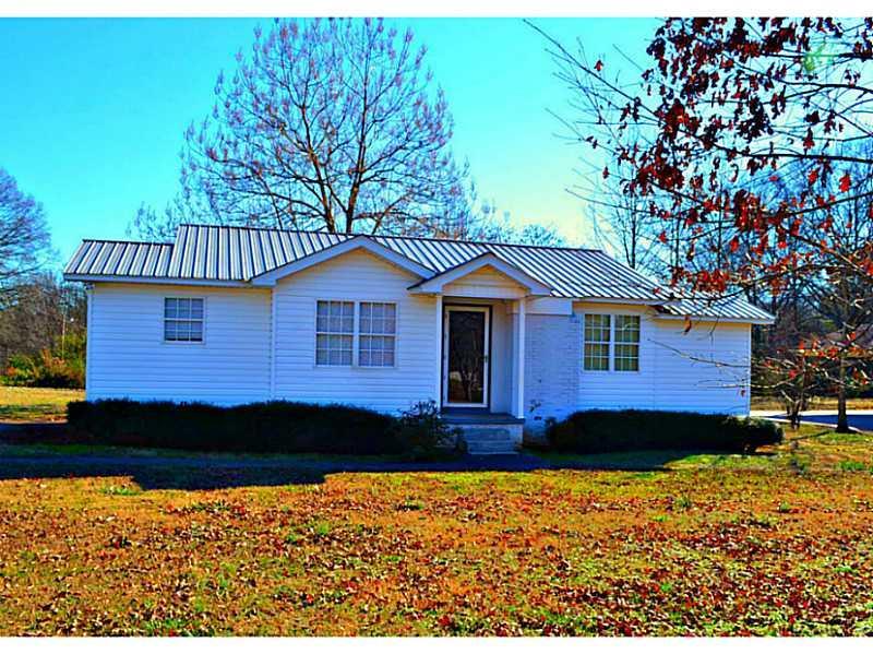 203 E Belmont Dr., Calhoun, GA 30701