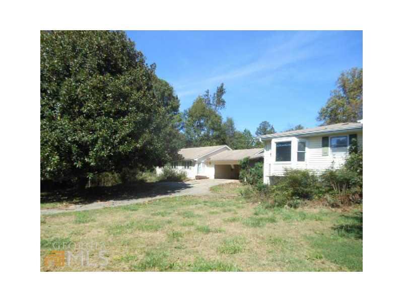 4282 Pillsbury Rd., Gainesville, GA 30507