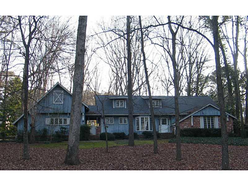1976 Gunstock Dr., Stone Mountain, GA 30087