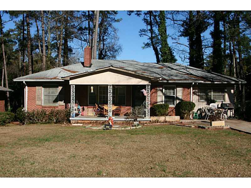 1876 Camellia Dr., Decatur, GA 30032