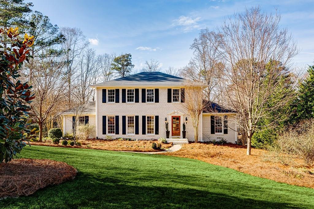 7010 Hunters Branch Dr., Sandy Springs, GA 30328
