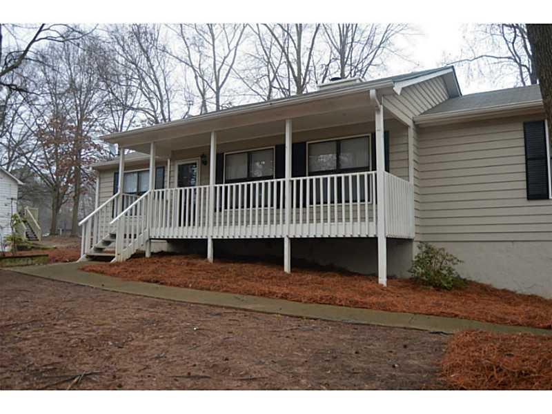 4105 Springoak Ln., Powder Springs, GA 30127