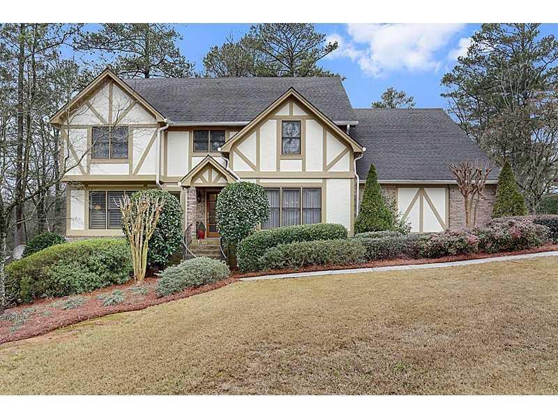 220 Brandon Pl., Sandy Springs, GA 30328