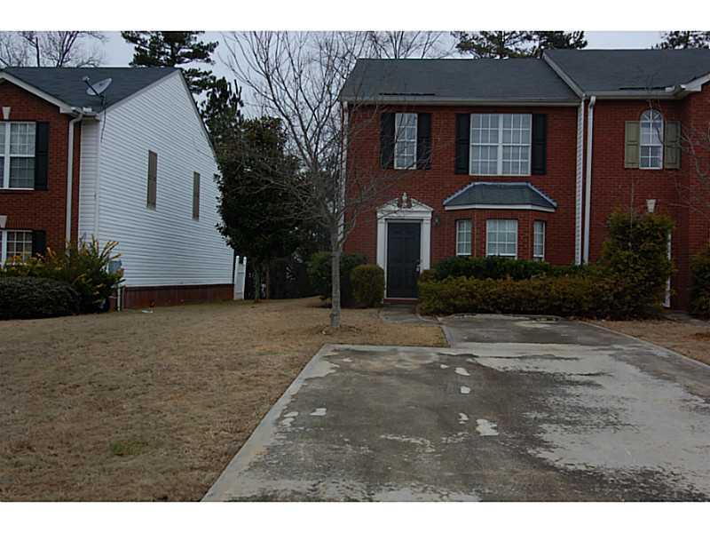 5595 Strathmoor Manor Cir., Lithonia, GA 30058