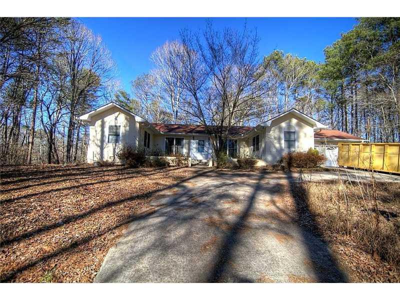 736 Fincher Rd., Canton, GA 30114