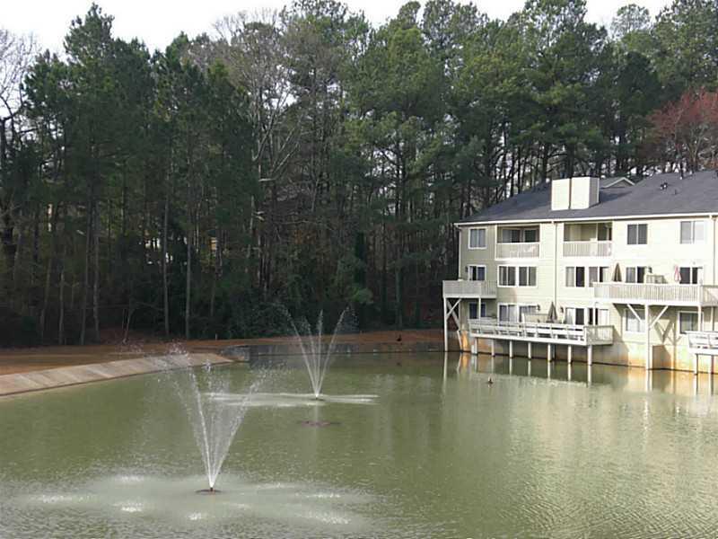 38 Lakes Edge Dr., Smyrna, GA 30080