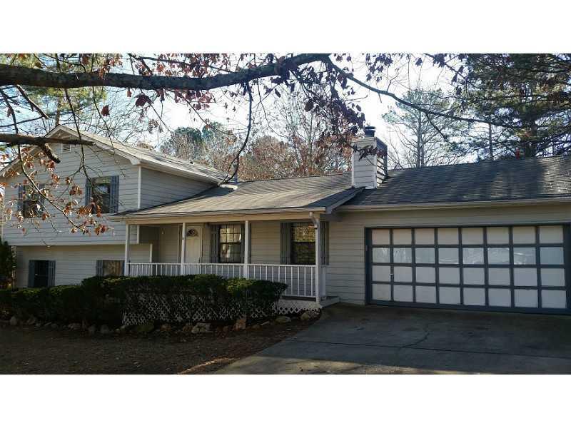 412 Rustic Ridge Cir., Lawrenceville, GA 30043
