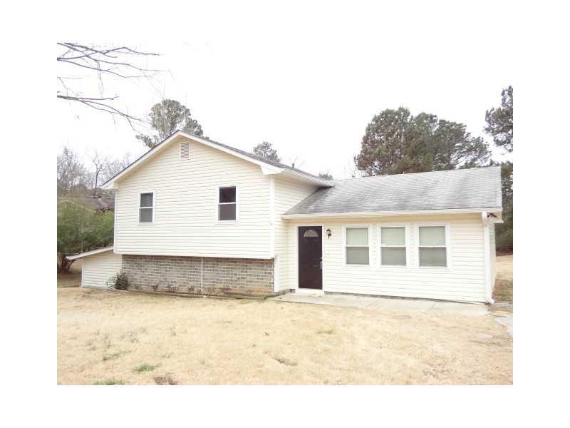 1107 Wayne Dr., Snellville, GA 30078