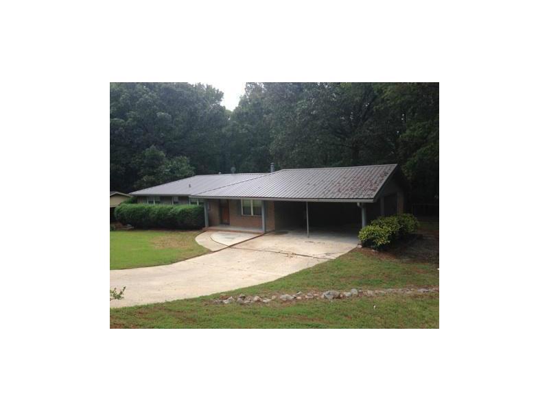 4169 King Edward Dr., Douglasville, GA 30135