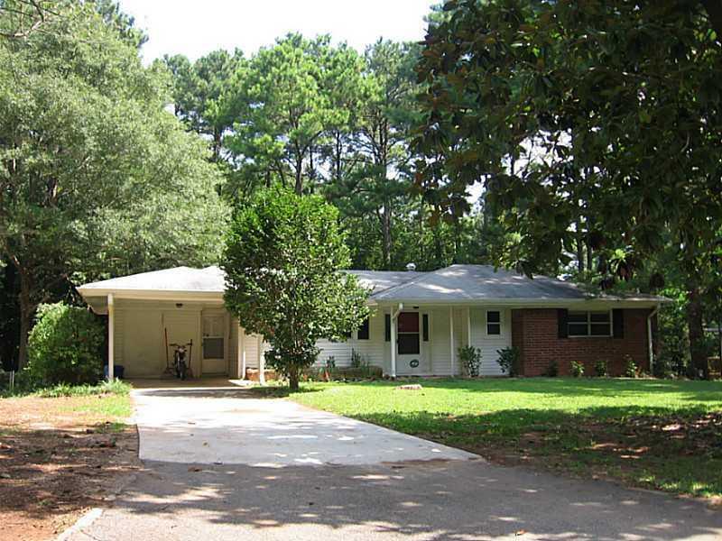2742 Hollywood Dr., Decatur, GA 30033