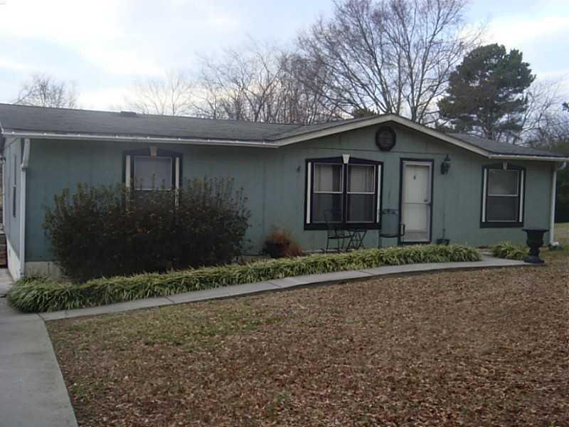 1127 Foster Lusk Rd., Calhoun, GA 30701