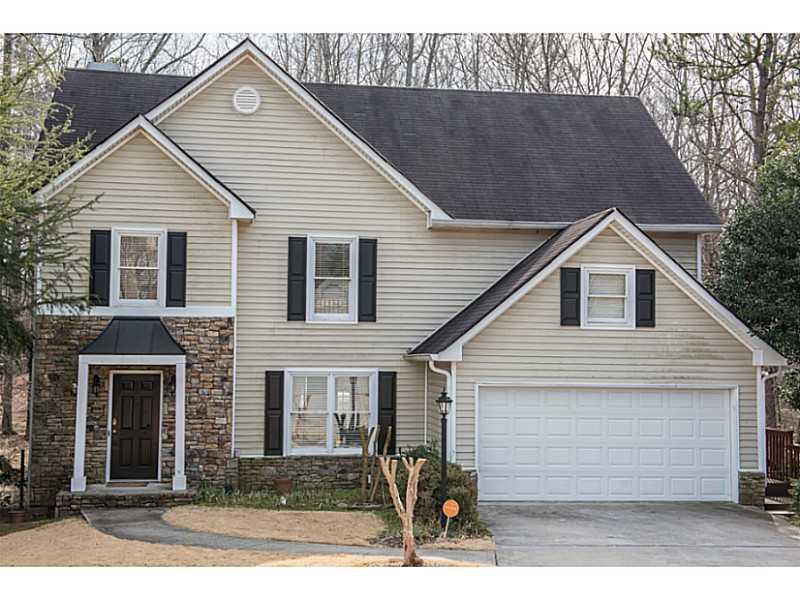 211 Thornbush Trace, Lawrenceville, GA 30046