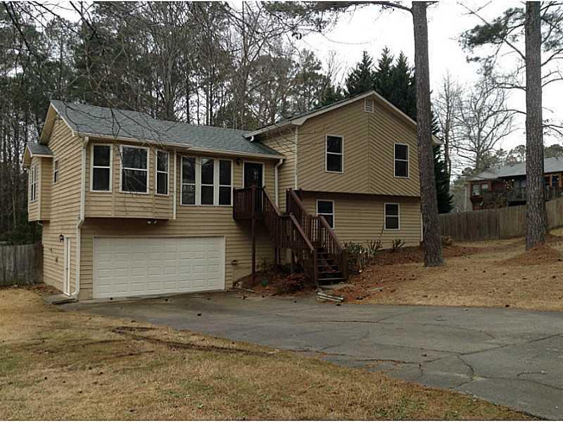 3748 Pine Brook Dr., Acworth, GA 30102