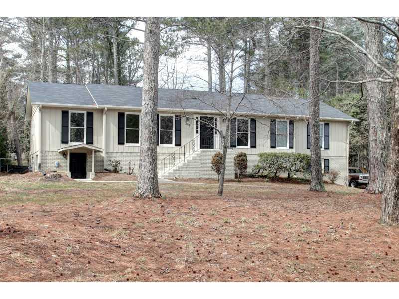 3115 Waterfront Cir., Marietta, GA 30062