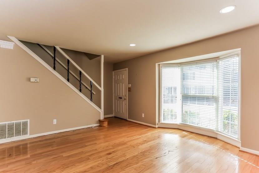 136 Peachtree Memorial Dr. #NJ7, Atlanta, GA 30309