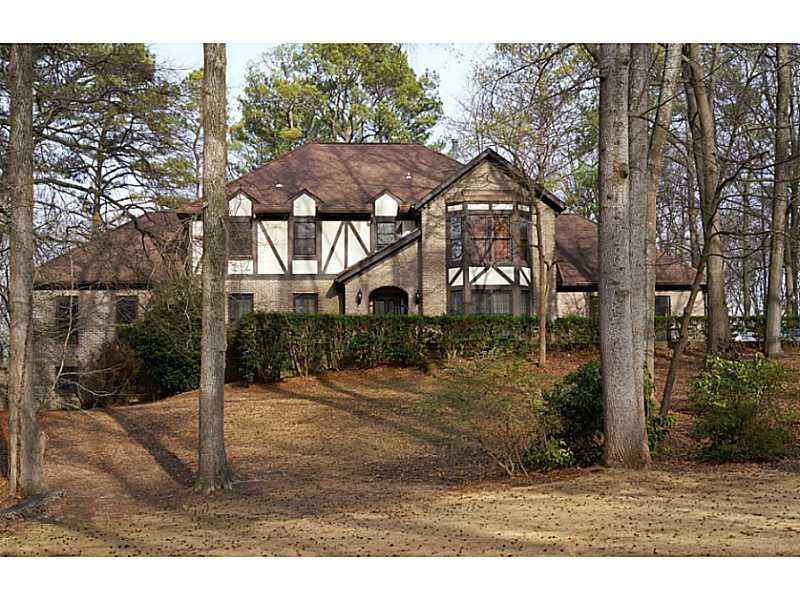 4587 Polo Ln., Atlanta, GA 30339