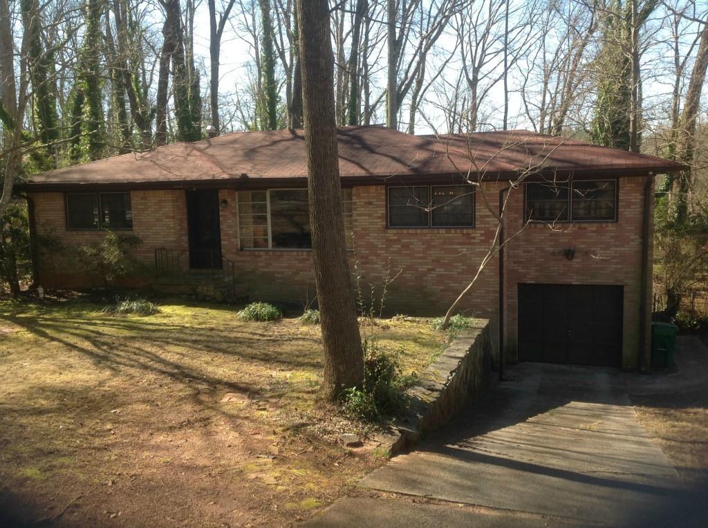 2909 Santa Barbara Dr., Decatur, GA 30032